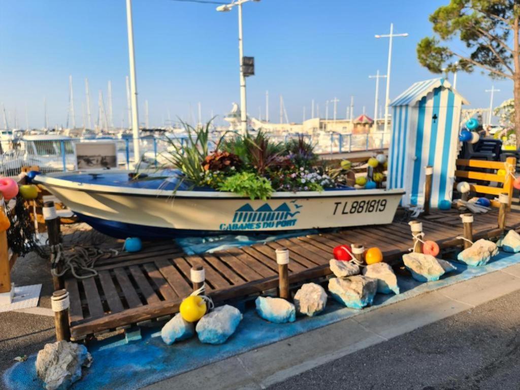 Appartement Meuble Bord De Mer Fos Sur Mer فوس-سور-مير المظهر الخارجي الصورة
