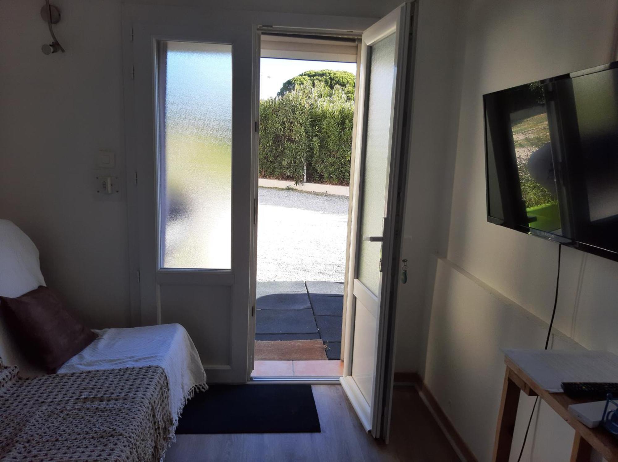Appartement Meuble Bord De Mer Fos Sur Mer فوس-سور-مير المظهر الخارجي الصورة